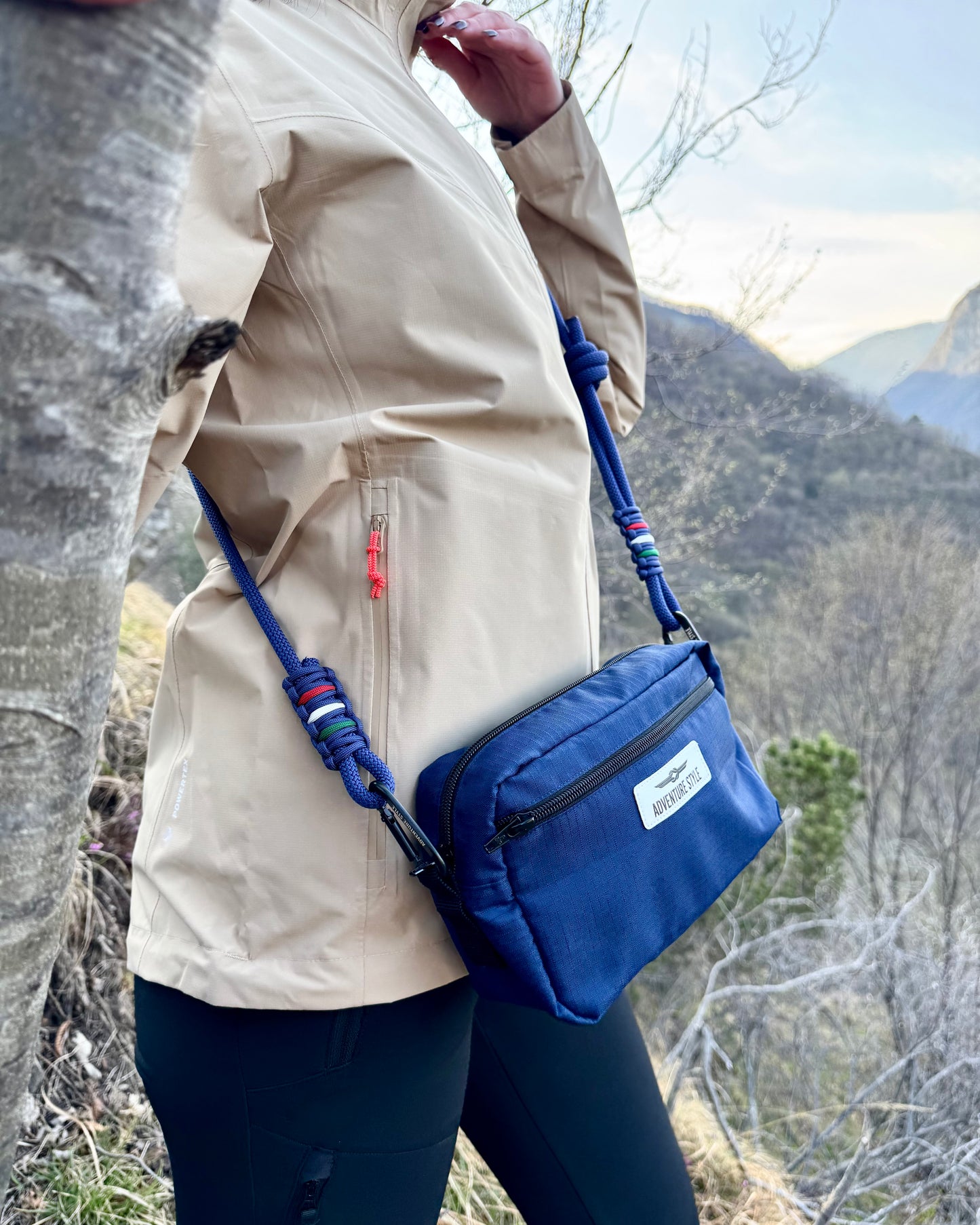 ADVENTURE BAG -  Black